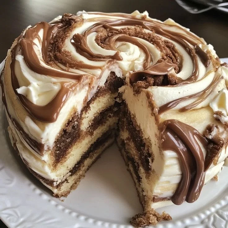 Cheesecake with Cinnamon Roll