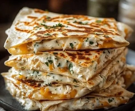 Delicious and satisfying chicken quesadilla with melted cheese and fresh ingredients