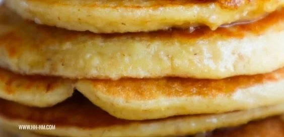 Healthy Oatmeal Apple Pancakes